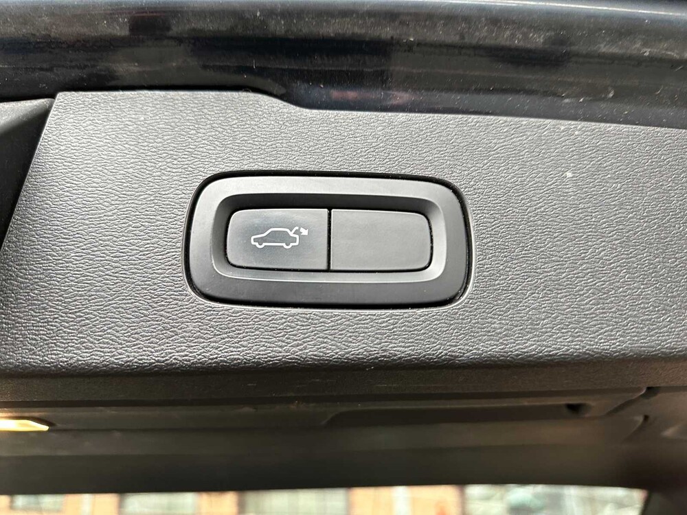 Volvo V60 2.0 T6 Twin Engine AWD Inscription 253hp 2020 (Original-NL), H-630-LN