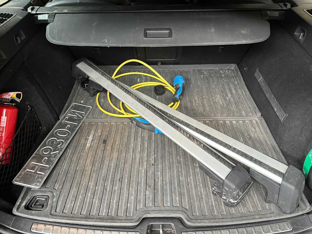 Volvo V60 2.0 T6 Twin Engine AWD Inscription 253hp 2020 (Original-NL), H-630-LN