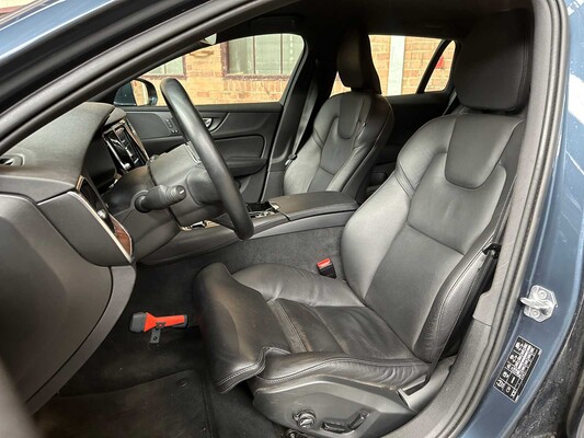 Volvo V60 2.0 T6 Twin Engine AWD Inscription 253hp 2020 (Original-NL), H-630-LN
