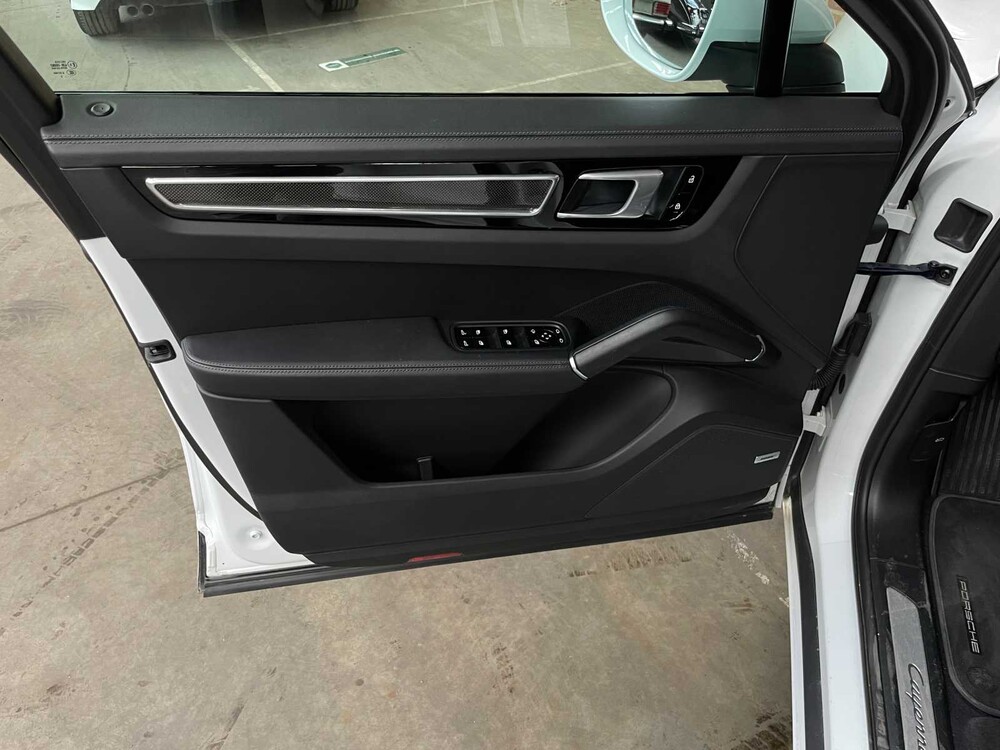 Porsche Cayenne Coupe 3.0 V6 340pk 2019 (Sport Chrono & Sport Design)