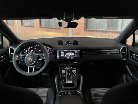 Porsche Cayenne Coupe 3.0 V6 340PS 2019 (Sport Chrono & Sport Design)