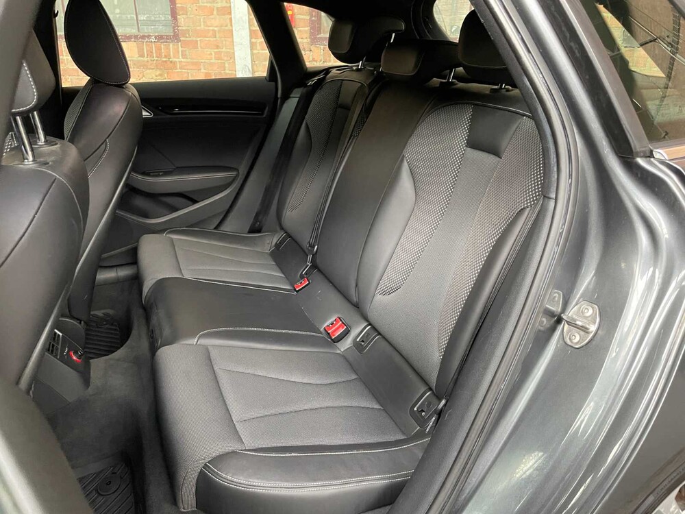 Audi A3 Sportback 1.4 TFSI CoD Ambition Pro Line S 140pk 2015, 2-ZBB-48