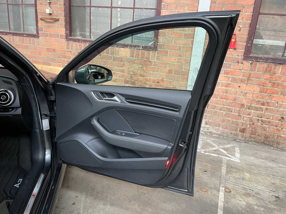 Audi A3 Sportback 1.4 TFSI CoD Ambition Pro Line S 140pk 2015, 2-ZBB-48