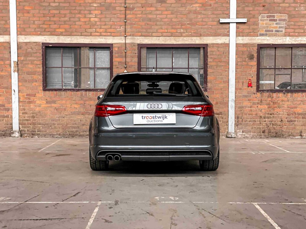 Audi A3 Sportback 1.4 TFSI CoD Ambition Pro Line S 140pk 2015, 2-ZBB-48