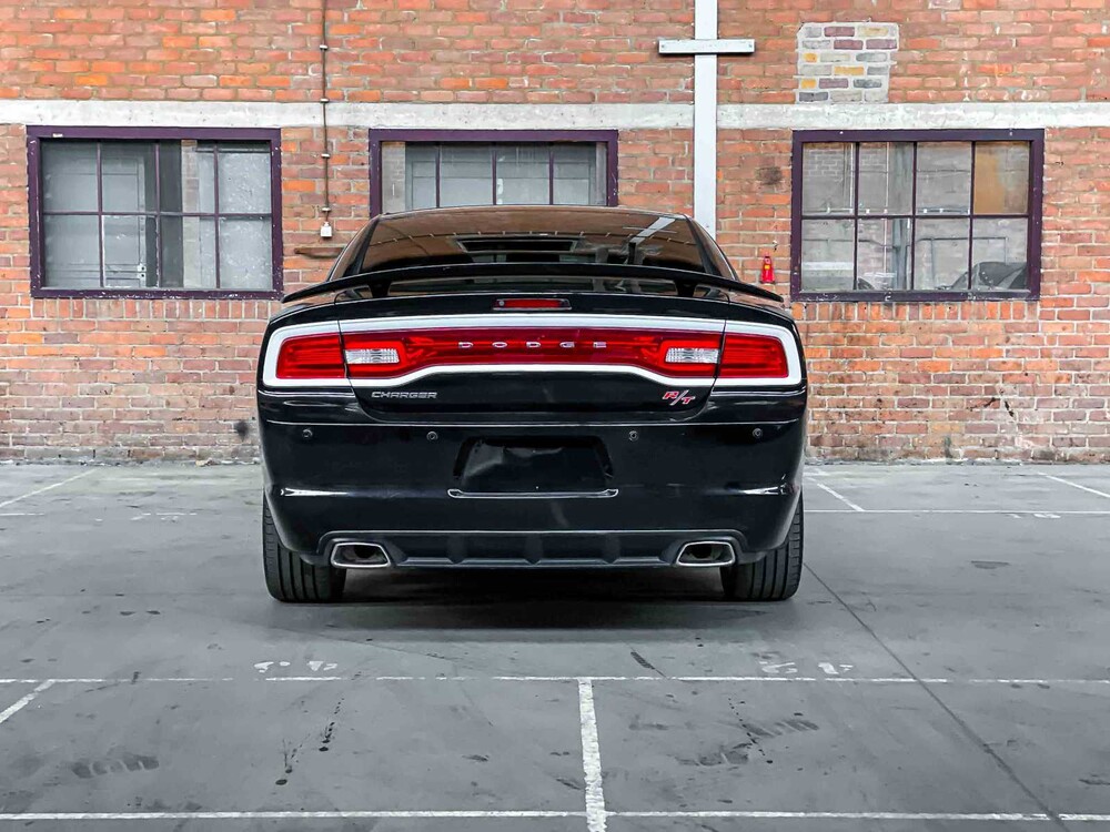 Dodge Charger RT HEMI 5.7 V8 375pk 2013