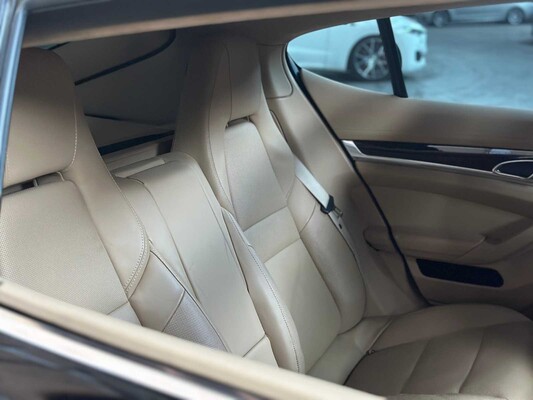 Porsche Panamera Turbo 4.8 V8 500PS 2010 Youngtimer