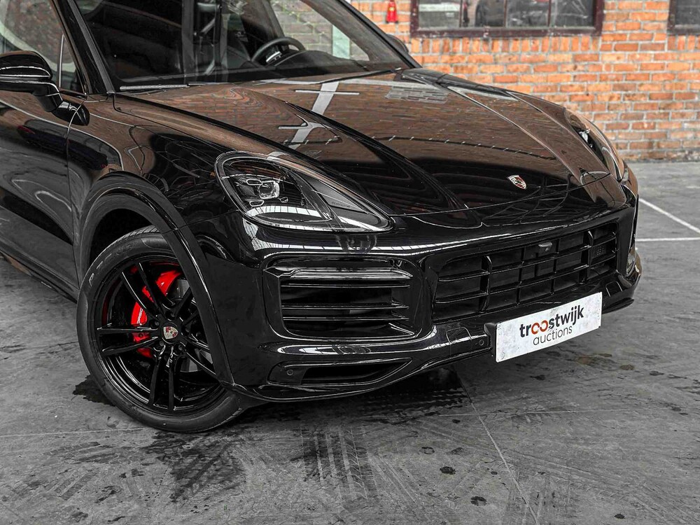 Porsche Cayenne Coupe 3.0 V6 340pk 2020 (Sport Design & Sport Chrono)