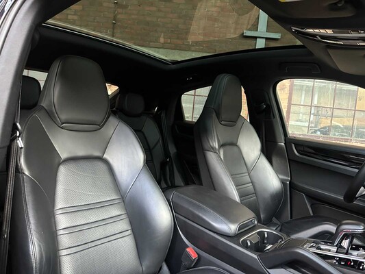 Porsche Cayenne Coupe 3.0 V6 340PS 2020 (Sport Design & Sport Chrono)