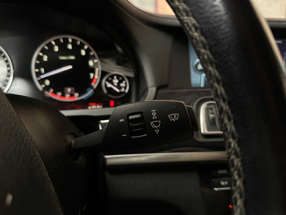 BMW ActiveHybrid7 F04 4.4 V8 465pk 2011