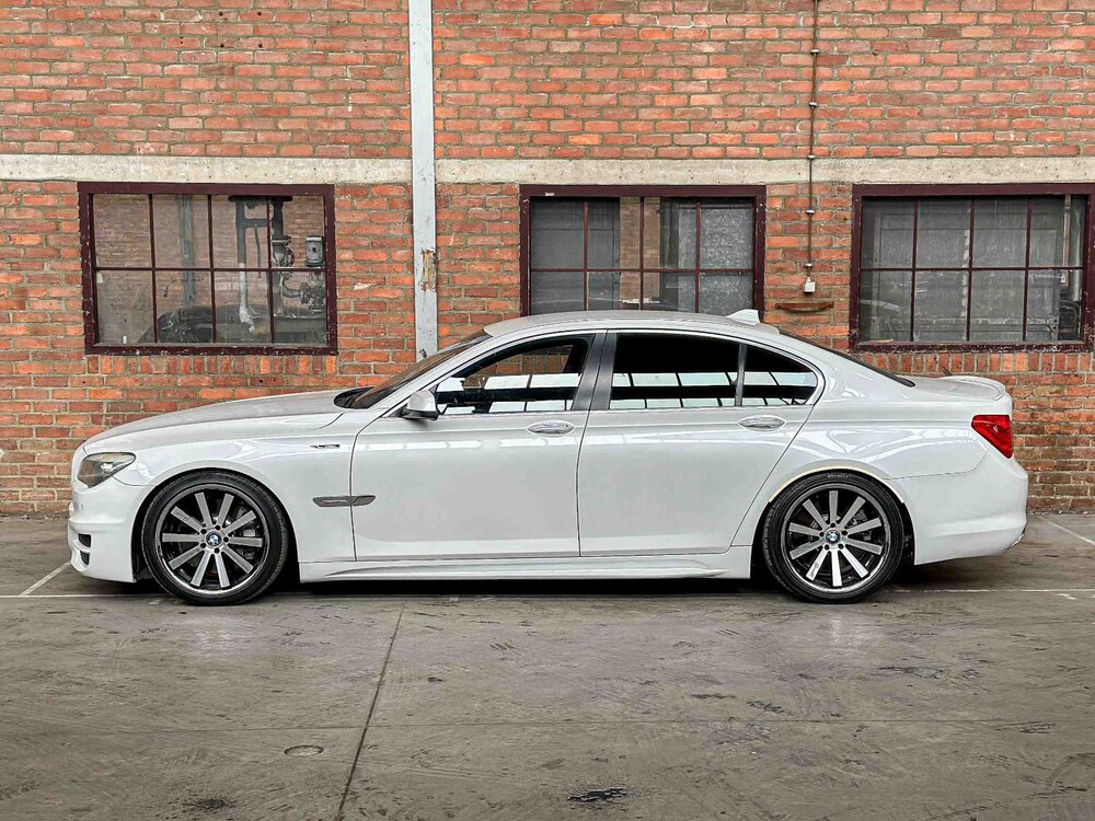 BMW ActiveHybrid7 F04 4.4 V8 465pk 2011