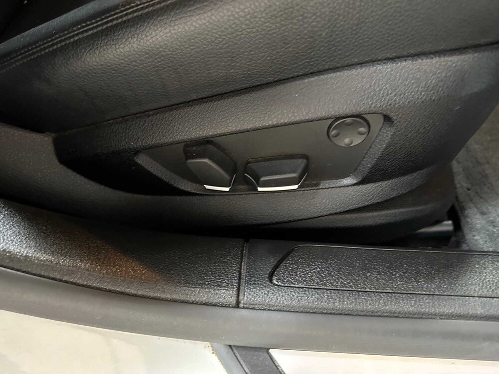 BMW ActiveHybrid7 F04 4.4 V8 465pk 2011