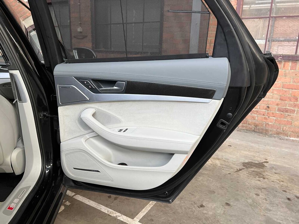 Audi S8 Plus 4.0 TFSI V8T Quattro 605pk 2016