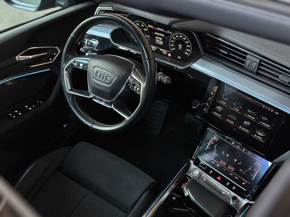 Audi e-tron 55 Quattro S-Line Advanced Pro Line 95kWh 408PS 2020, L-477-HV