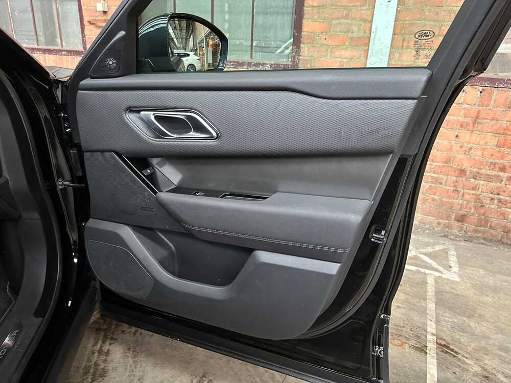 Land Rover Range Rover Velar P400e AWD 404pk 2021