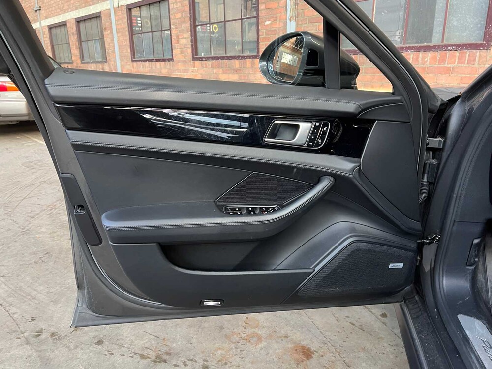 Porsche Panamera 4 E-Hybrid 2.9 V6 330pk 2017