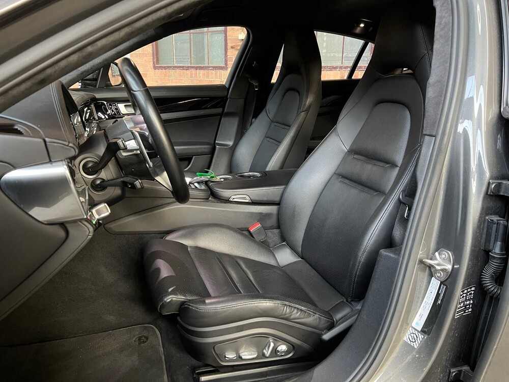 Porsche Panamera 4 E-Hybrid 2.9 V6 330pk 2017