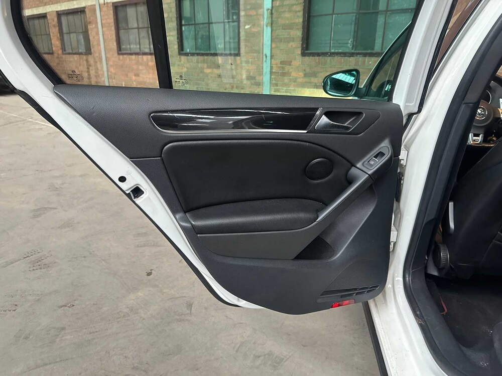 Volkswagen Golf GTI 2.0 211pk 2011, 13-PFJ-7