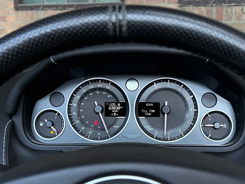 Aston Martin V8 Vantage N420 4.7 V8 2011 -CARBON-