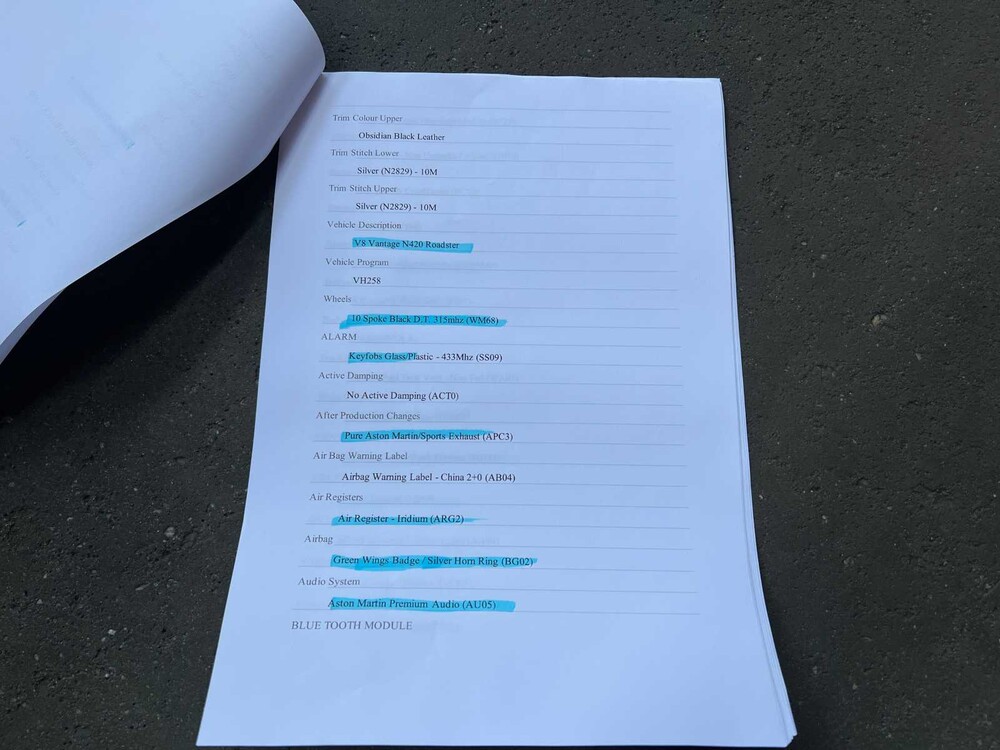 Aston Martin V8 Vantage N420 4.7 V8 2011 -CARBON-