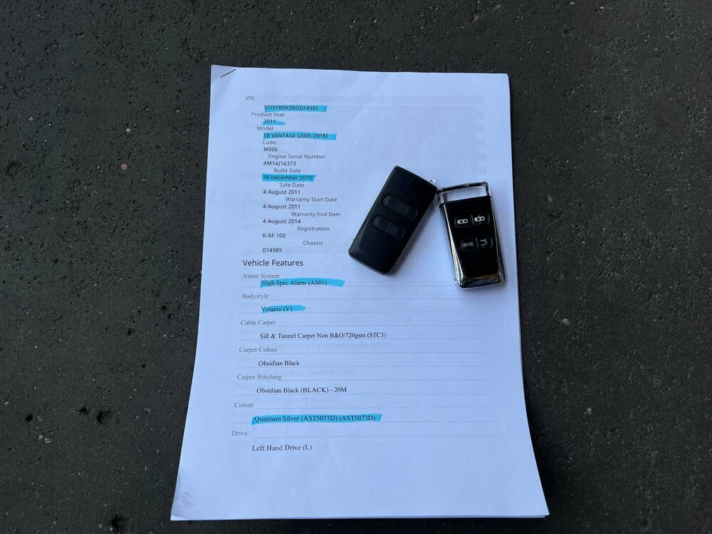 Aston Martin V8 Vantage N420 4.7 V8 2011 -CARBON-