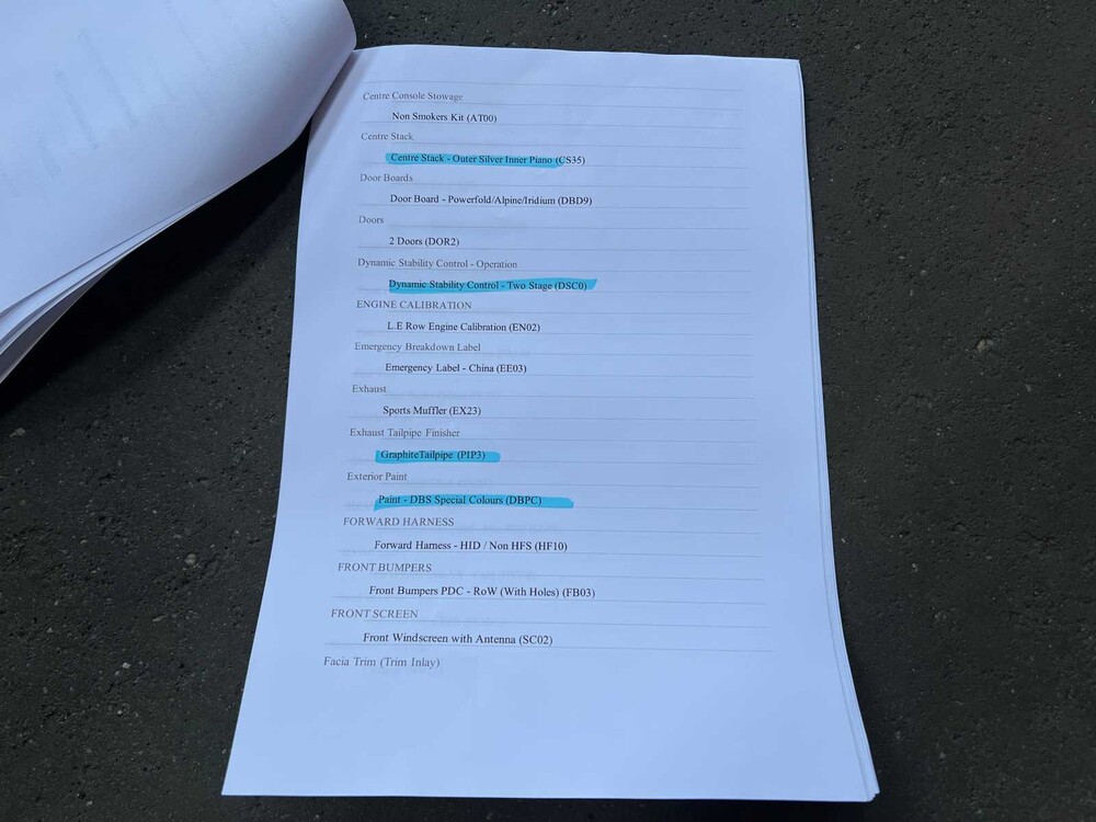 Aston Martin V8 Vantage N420 4.7 V8 2011 -CARBON-