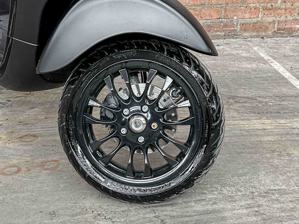 Vespa Sprint 50 -Notte Edition- 2019, DVN-53-L Scooter