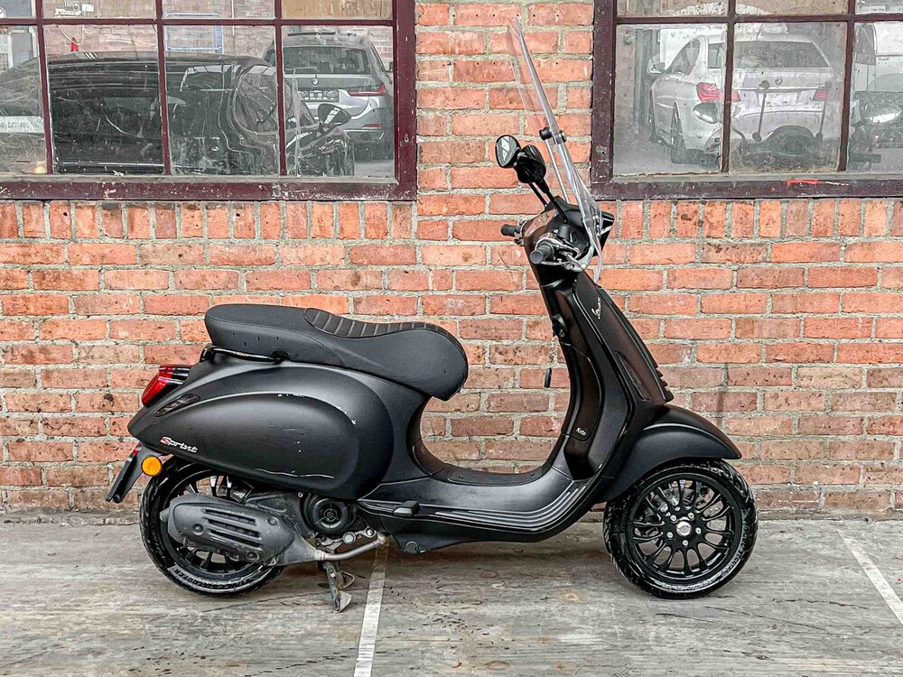 Vespa Sprint 50 -Notte Edition- 2019, DVN-53-L Scooter