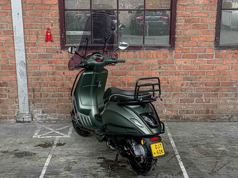 Vespa Sprint 4T 49cc (CUSTOM) Piaggio 2017, DJT-60-K Scooter