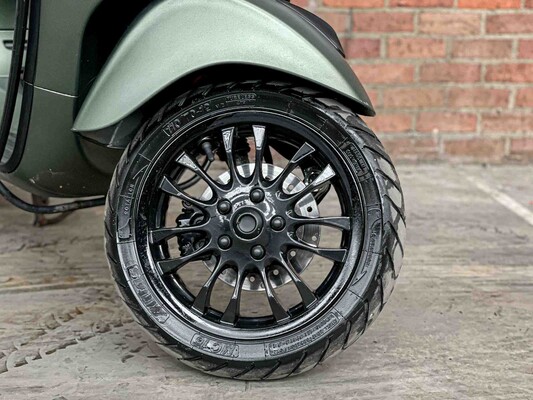 Vespa Sprint 4T 49cc (CUSTOM) Piaggio 2017, DJT-60-K Roller