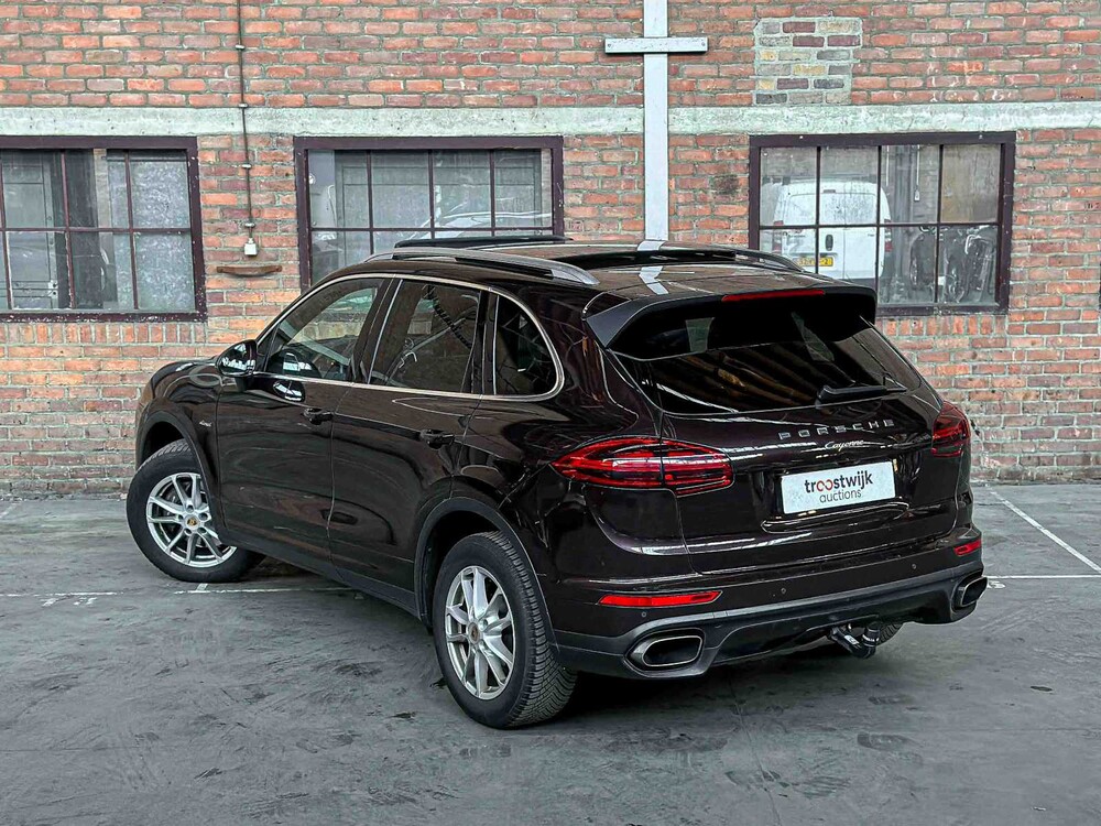 Porsche Cayenne 3.0 D V6 Platinum Edition (FACELIFT) 239hp 2017, G-774-RB