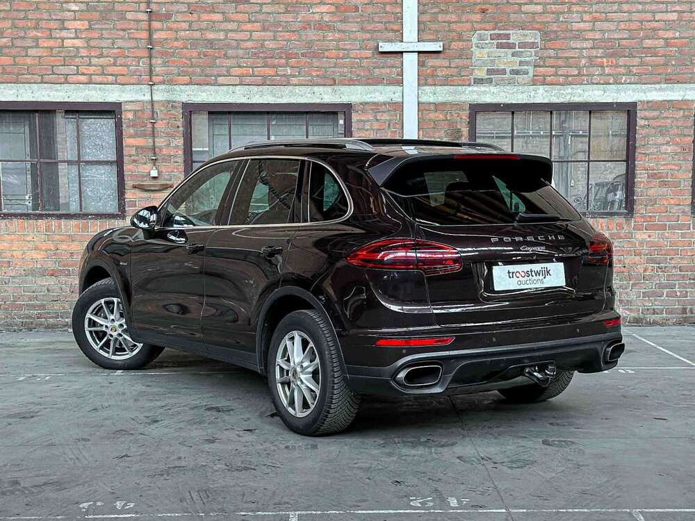 Porsche Cayenne 3.0 D V6 Platinum Edition (FACELIFT) 239hp 2017, G-774-RB