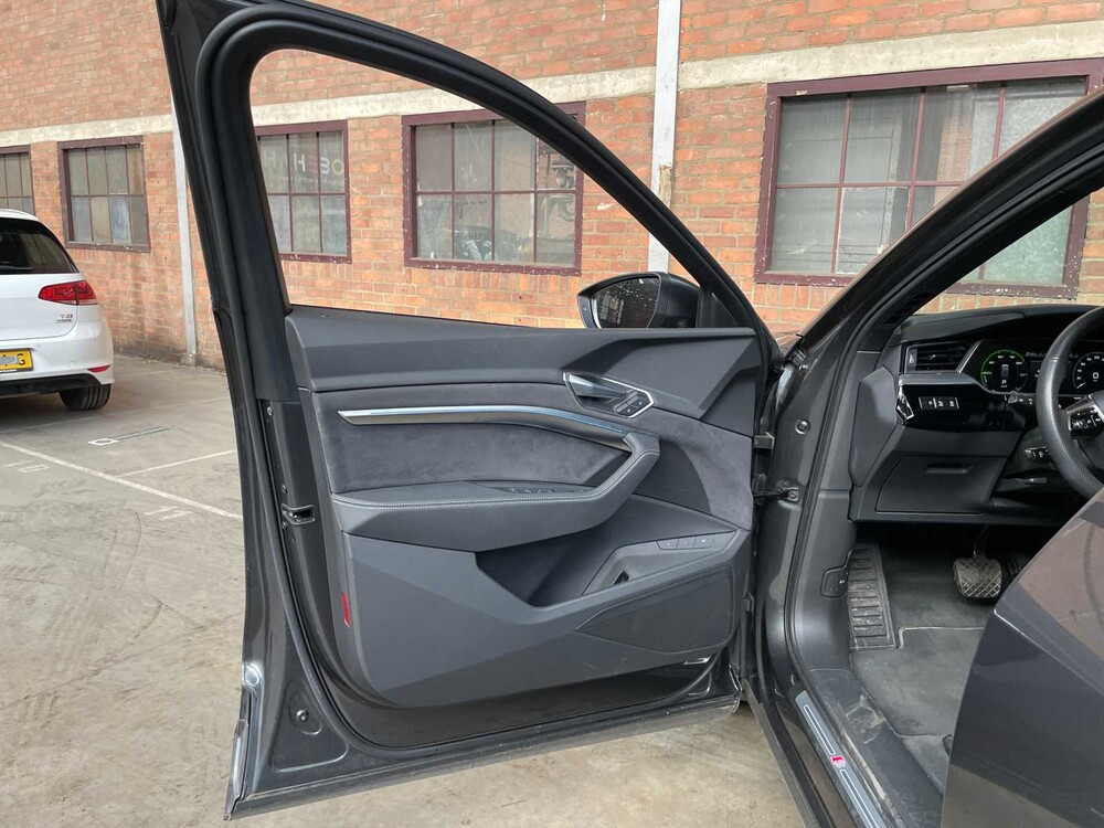 Audi e-tron 55 Quattro S-Edition S-Line 95 kWh 408pk 2022, P-721-LB