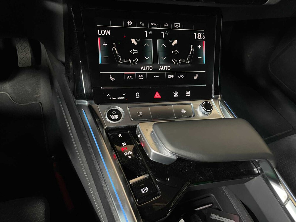 Audi e-tron 55 Quattro S-Edition S-Line 95 kWh 408pk 2022, P-721-LB