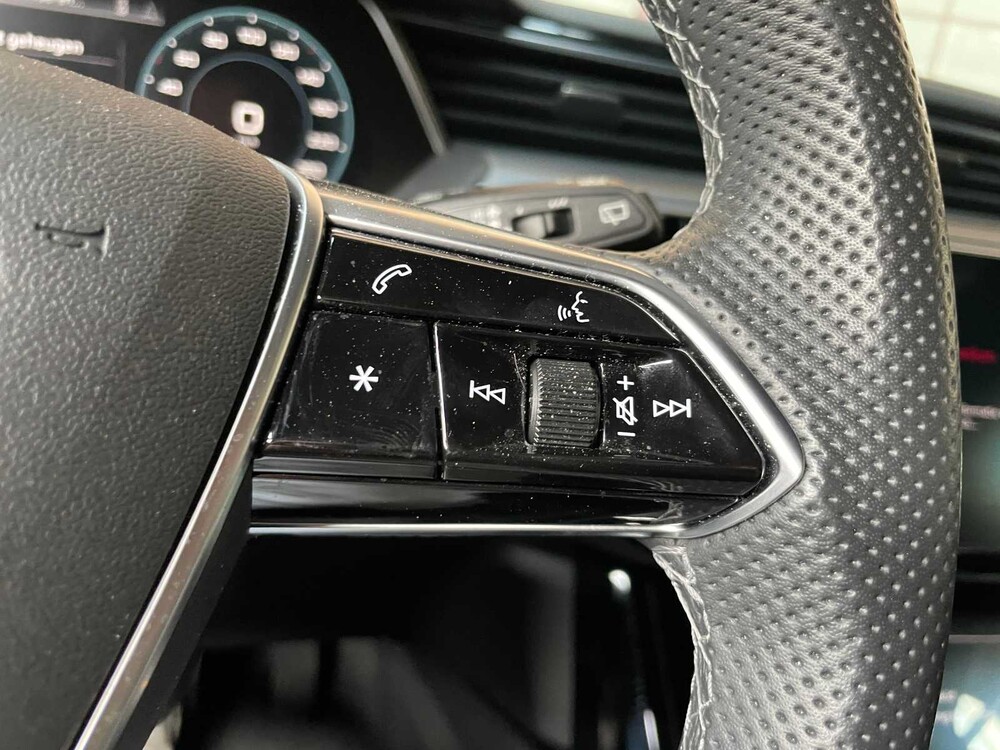 Audi e-tron 55 Quattro S-Edition S-Line 95 kWh 408pk 2022, P-721-LB