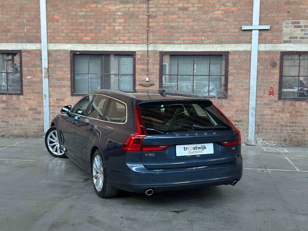 Volvo V90 2.0 T4 Momentum Pro 190hp 2019, XX-067-J
