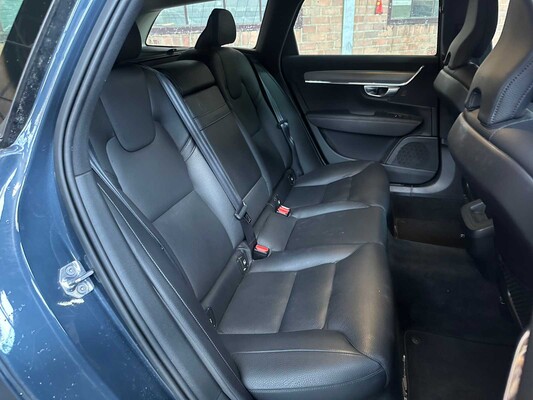 Volvo V90 2.0 T4 Momentum Pro 190PS 2019, XX-067-J