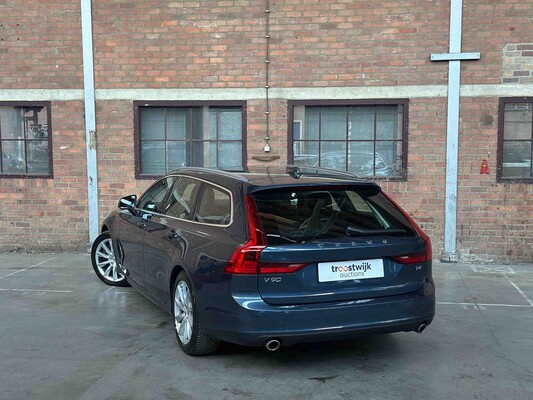 Volvo V90 2.0 T4 Momentum Pro 190PS 2019, XX-067-J