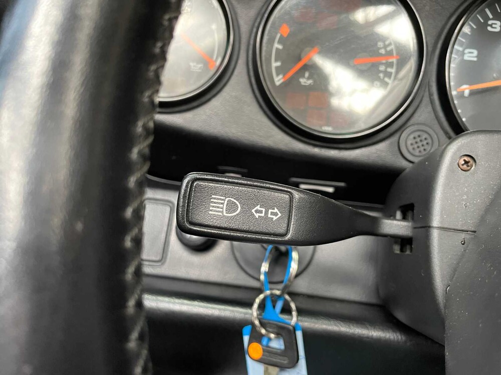 Porsche 911 Carrera 2 964 Cabriolet 1991