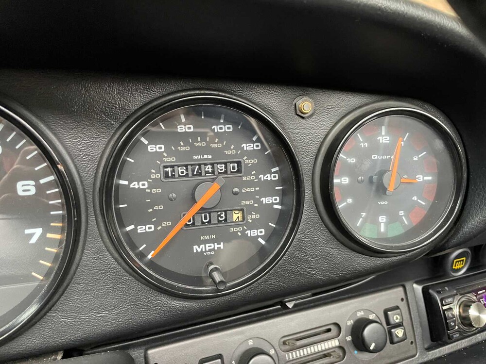 Porsche 911 Carrera 2 964 Cabriolet 1991