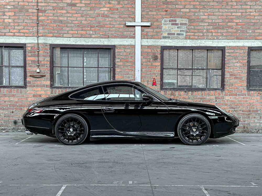 Porsche 911 996 Carrera Coupe 3.4 300PS 1999 Youngtimer