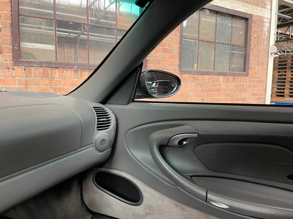 Porsche 911 Carrera 2 996 300PS 1998 -SCHALTGETRIEBE- Youngtimer