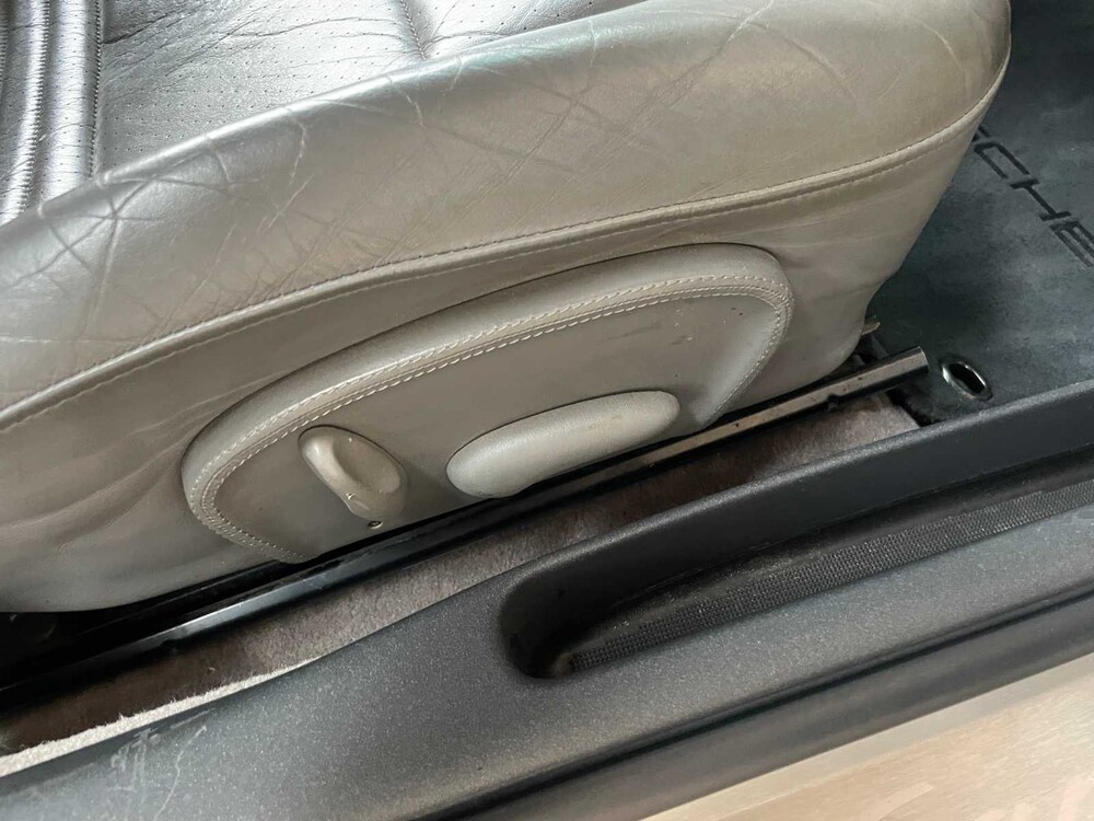 Porsche 911 Carrera 2 996 300PS 1998 -SCHALTGETRIEBE- Youngtimer