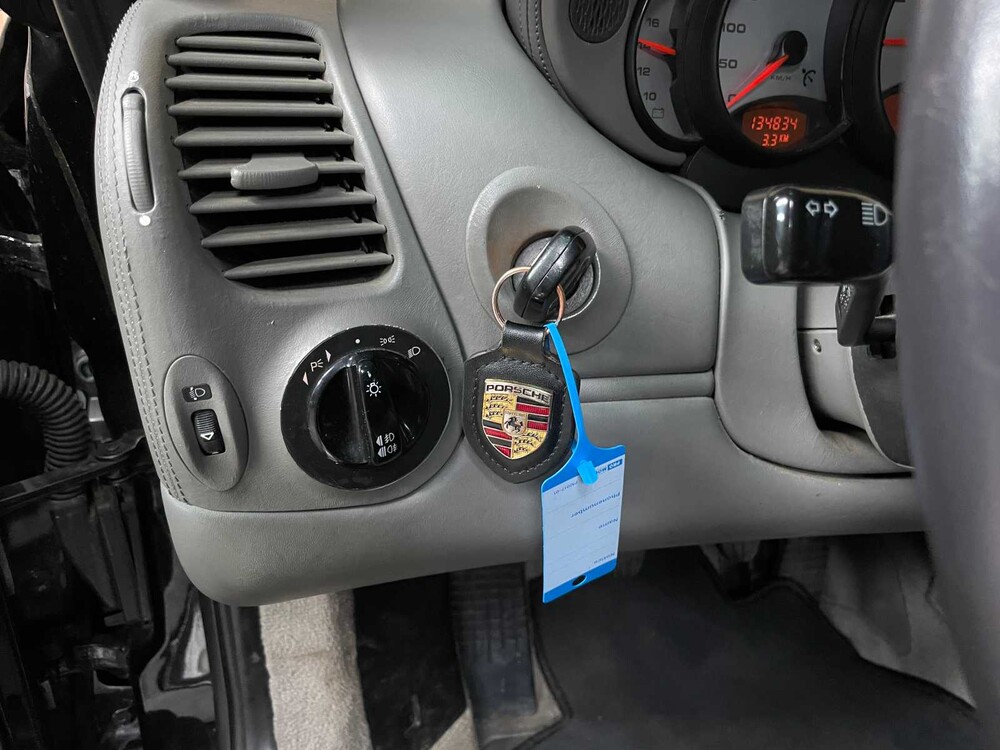 Porsche 911 Carrera 2 996 300PS 1998 -SCHALTGETRIEBE- Youngtimer