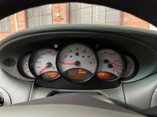 Porsche 911 Carrera 2 996 300hp 1998 -MANUAL- Youngtimer