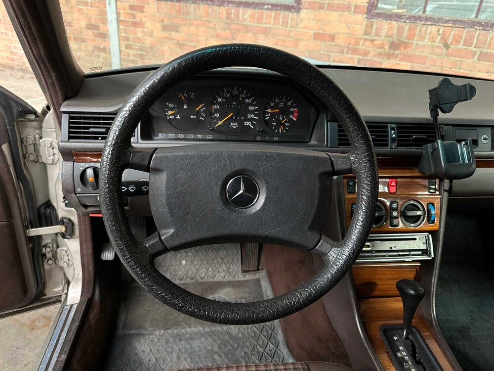 Mercedes-Benz 230 TE 200-500 (W124) Kombi 132PS 1990, 75-JJ-BV