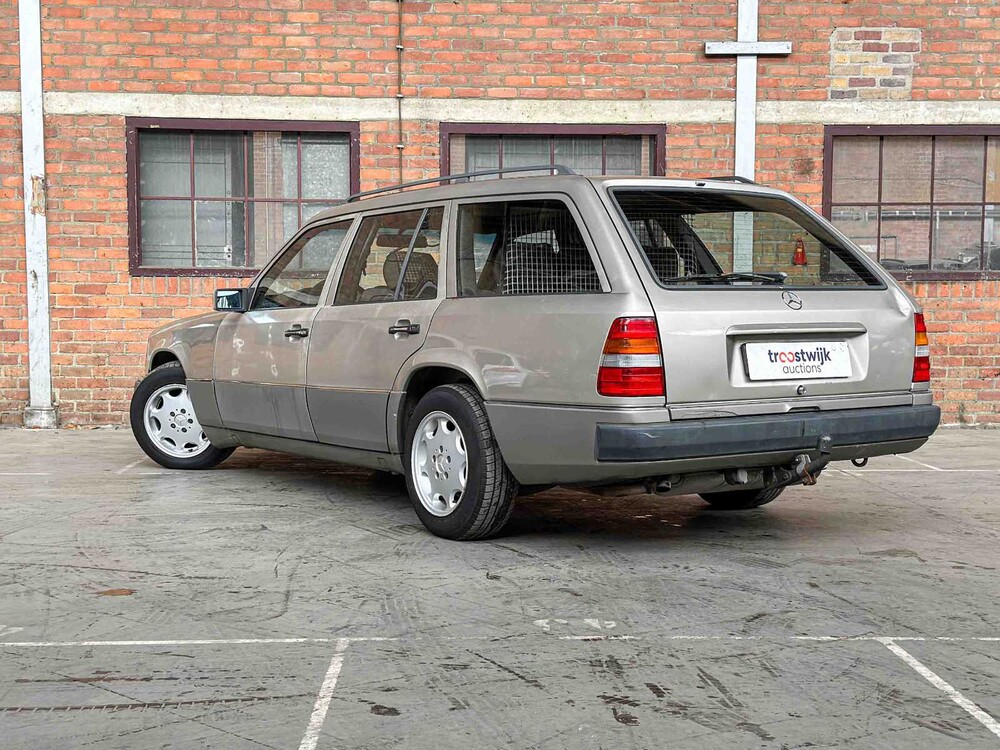 Mercedes-Benz 230 TE 200-500 (W124) Kombi 132PS 1990, 75-JJ-BV