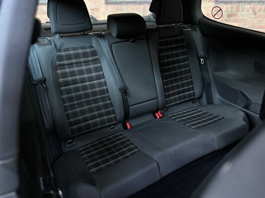 Volkswagen Golf GTI 2.0 TFSI 280PS 2009 (Original-NL), 76-GNG-4