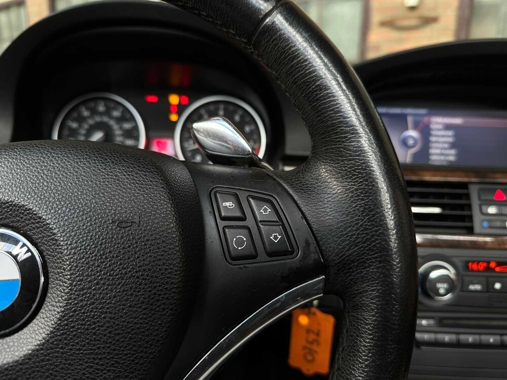 BMW 335i Cabriolet E93 306PS 2009 3er Youngtimer