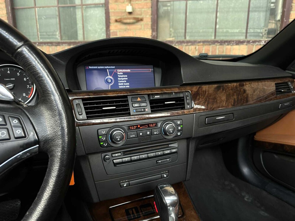 BMW 335i Cabriolet E93 306PS 2009 3er Youngtimer