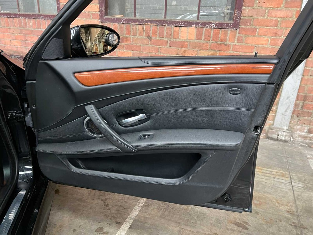 BMW M5 5.0 V10 E60 507PS 2008 5er YOUNGTIMER